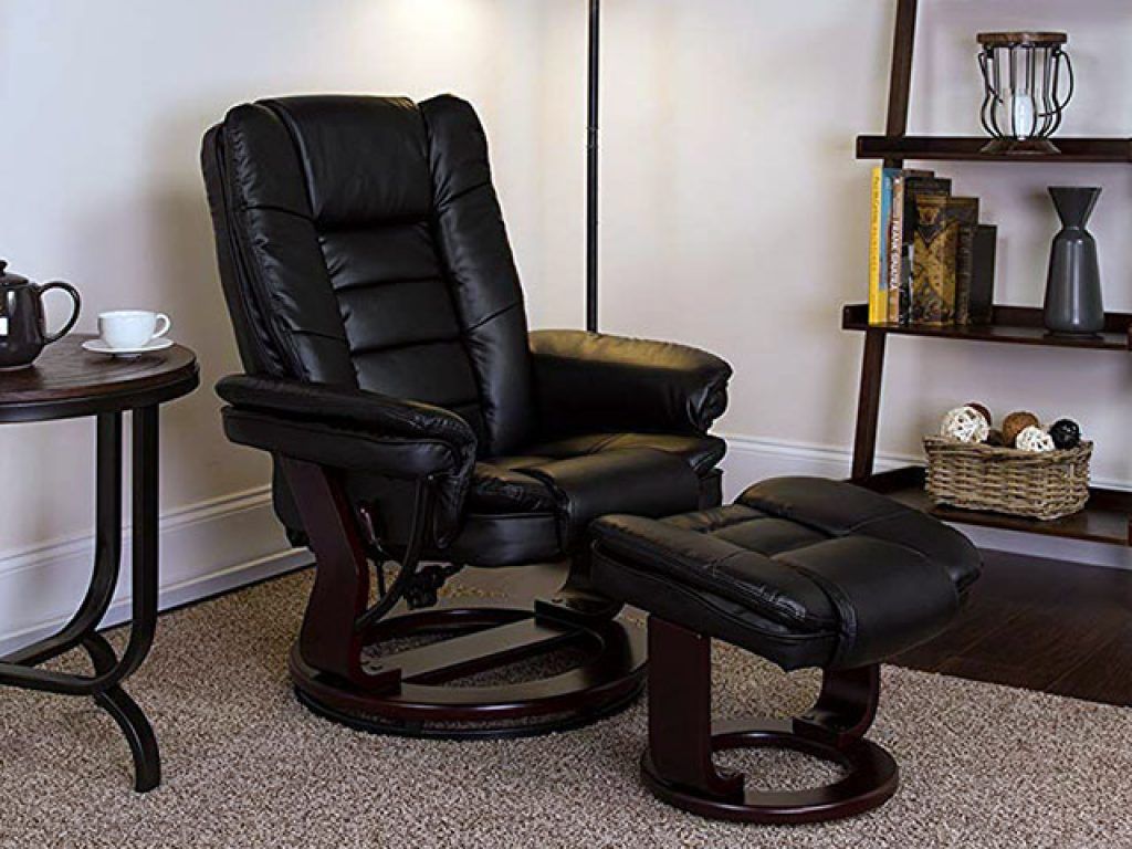 10 Best Leather Recliner Chairs Reviews in 2024 [Quality Matters]